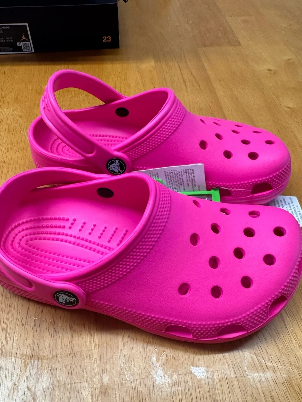 CROCS Kids Classic Clog in Bright Hot Pink